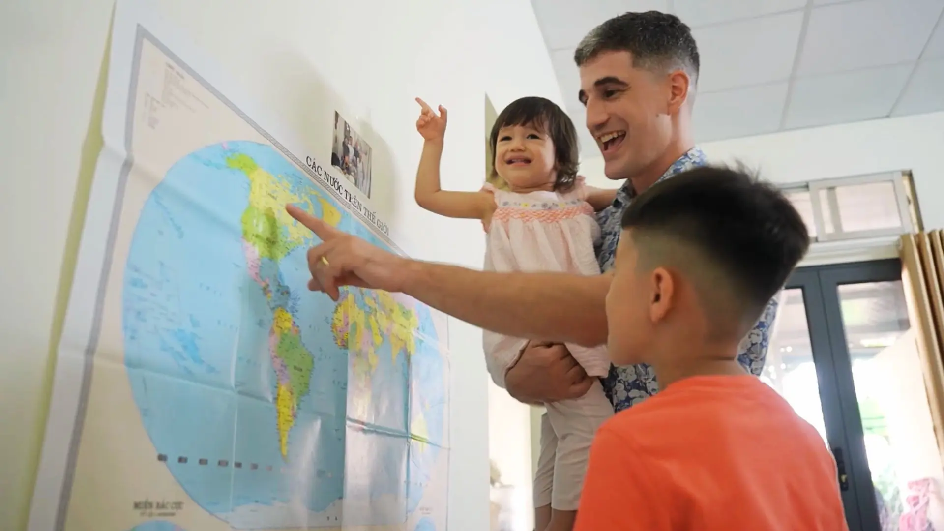 Người nước ngoài sống ở Hà Nội 